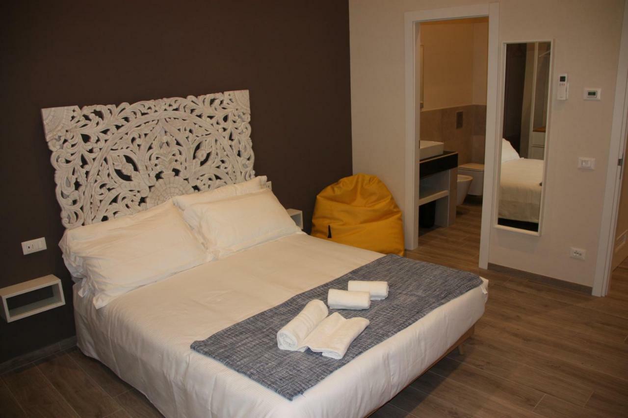 App9 - Rooms And Apartments Бергамо Екстериор снимка